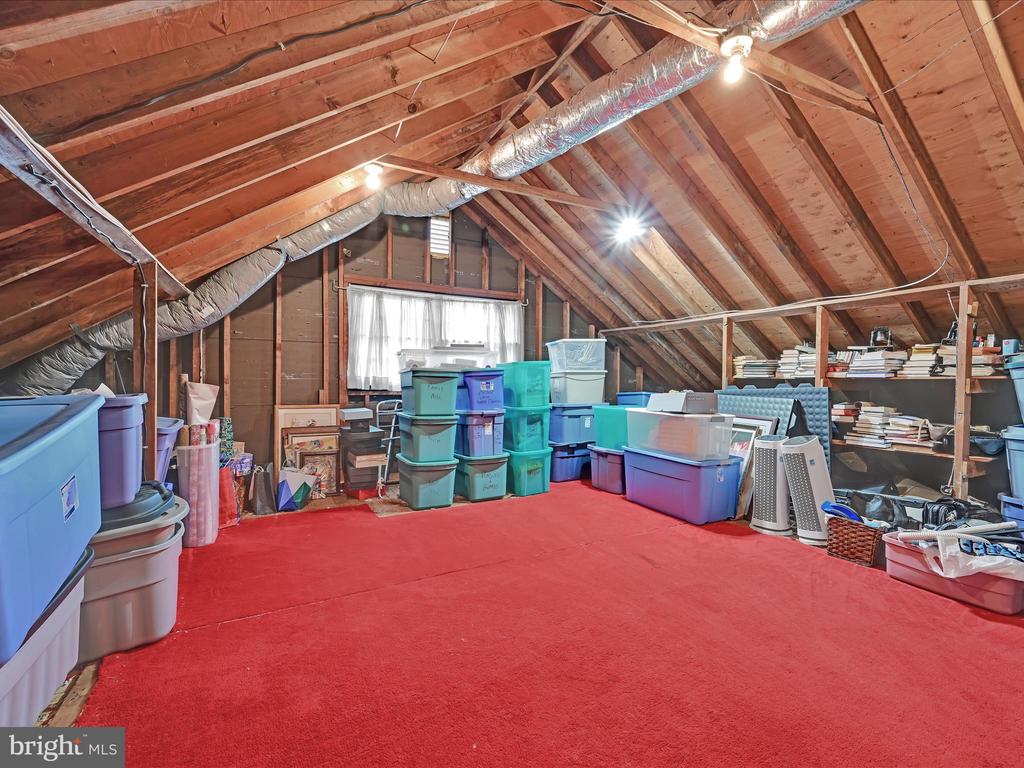 707 KENT ROAD