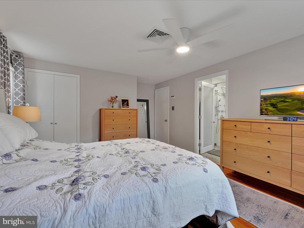 707 KENT ROAD