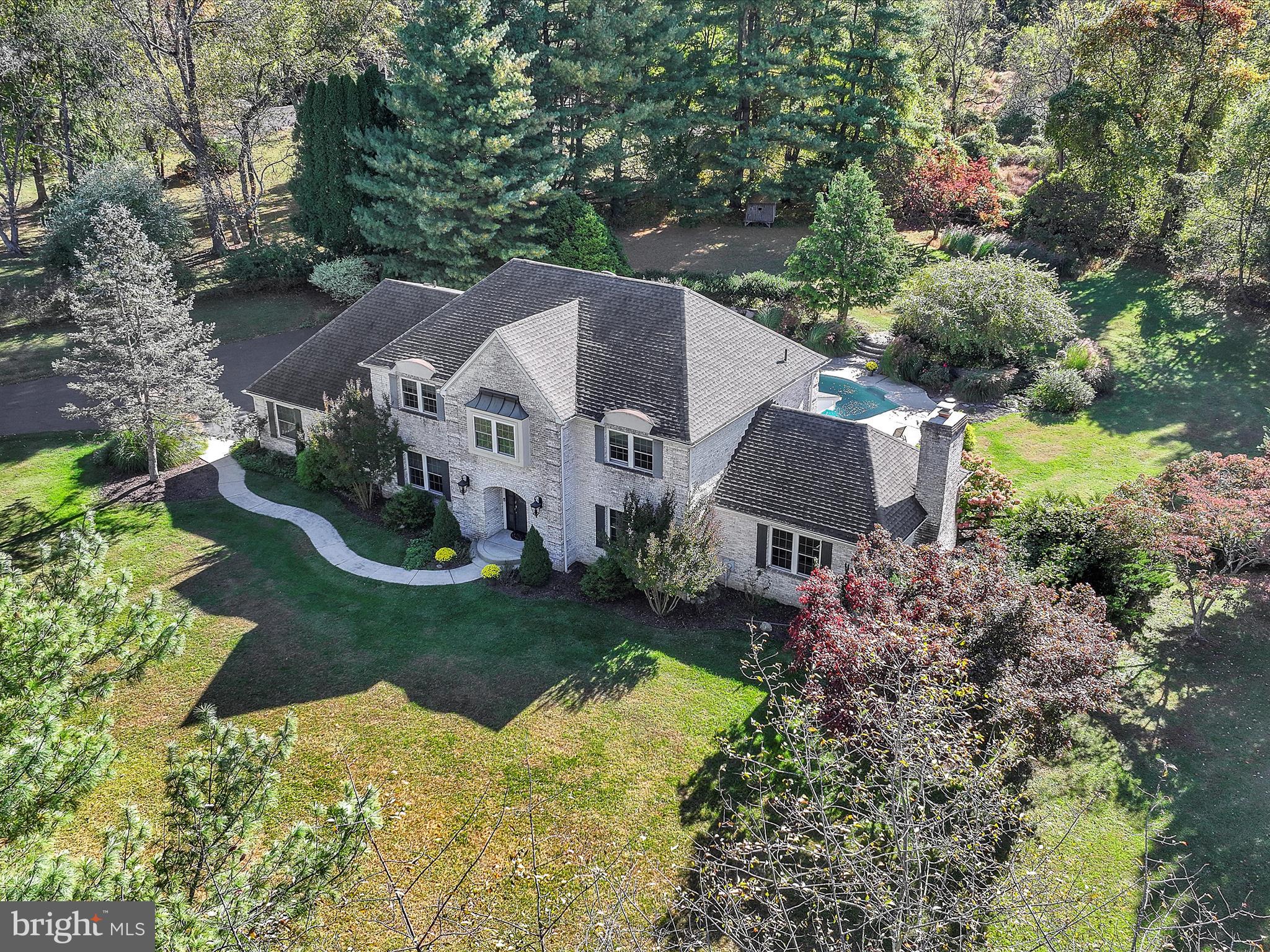 1100 NICOLE DRIVE