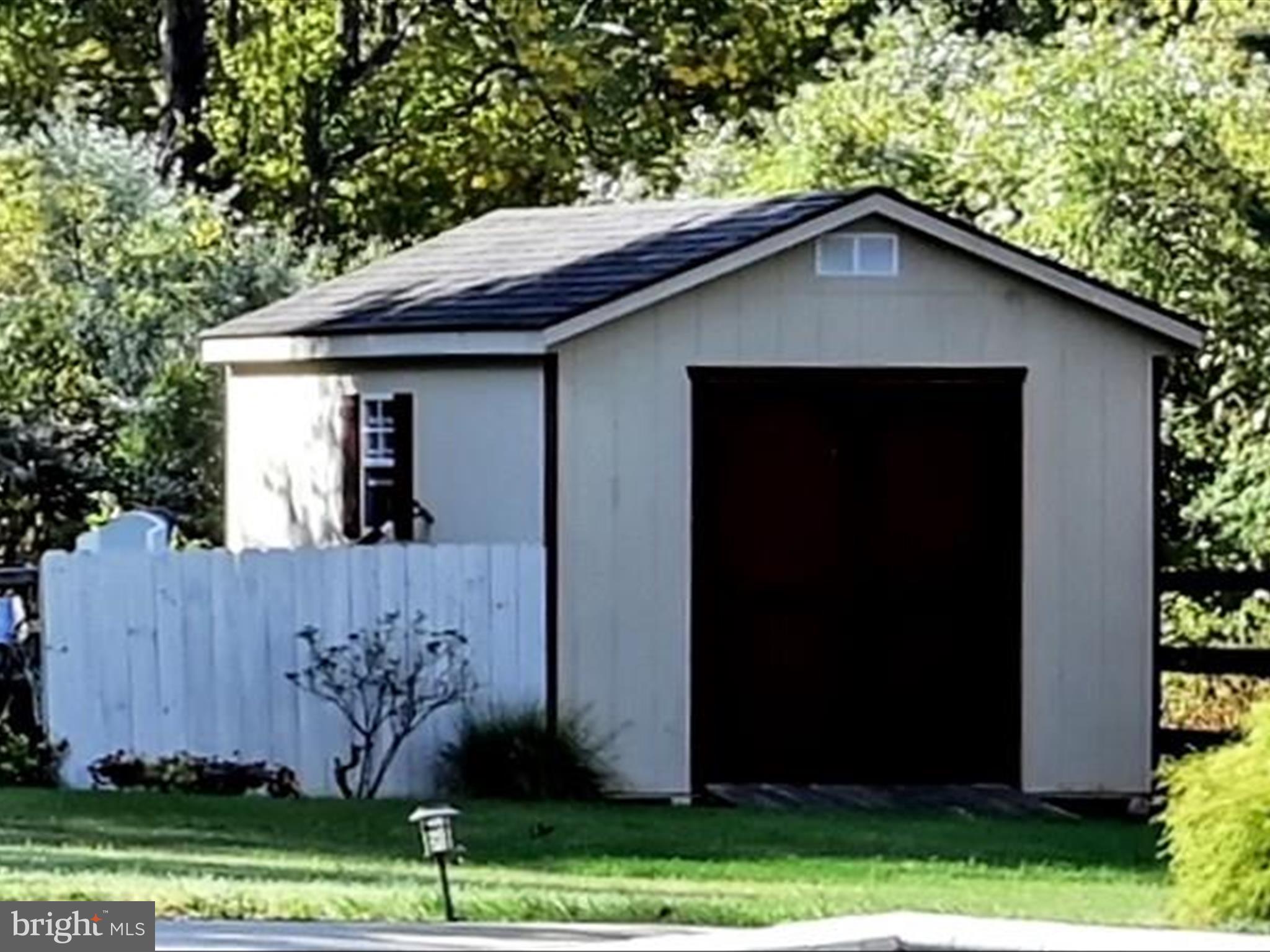 1100 NICOLE DRIVE