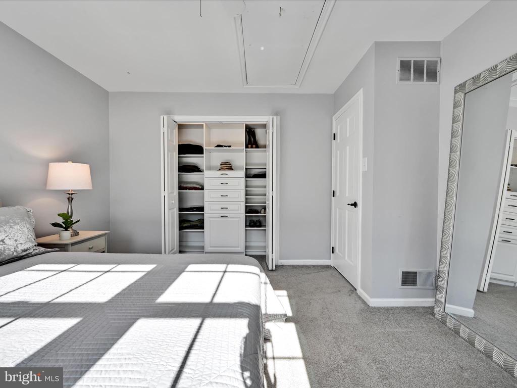 1100 NICOLE DRIVE