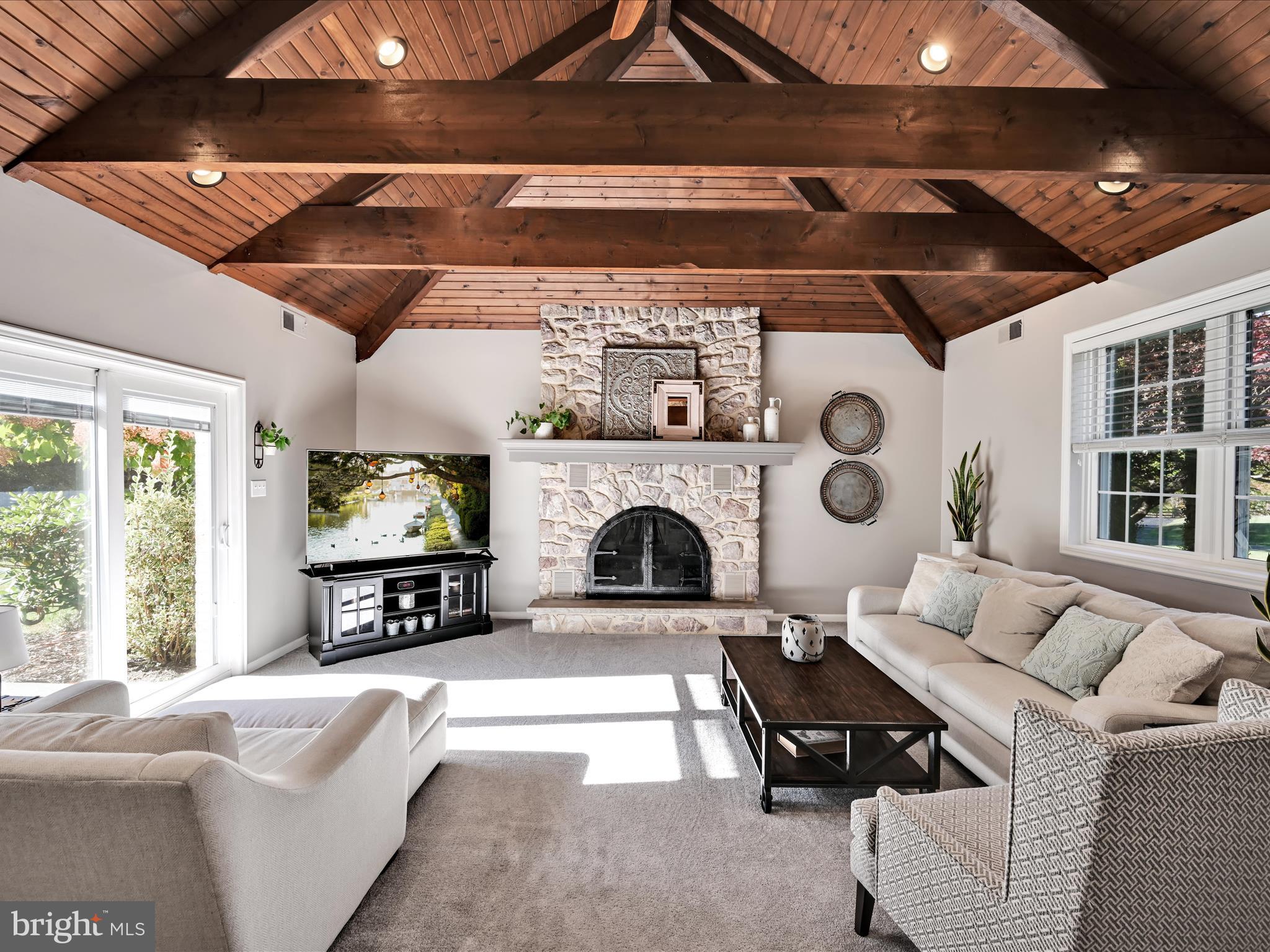 1100 NICOLE DRIVE