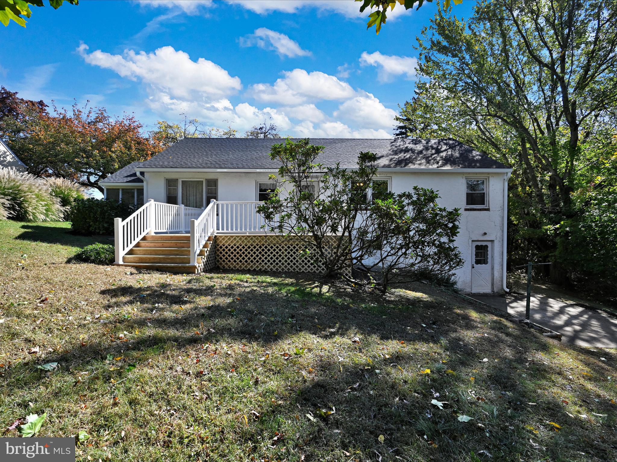 2644 CENTRAL AVENUE