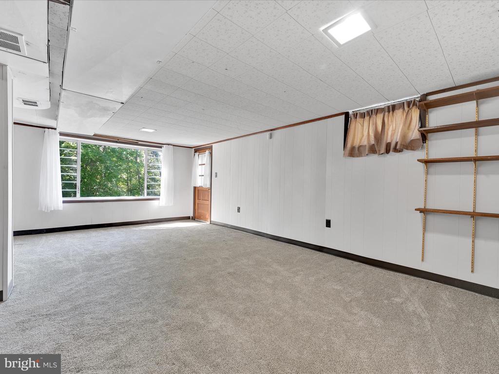 2644 CENTRAL AVENUE