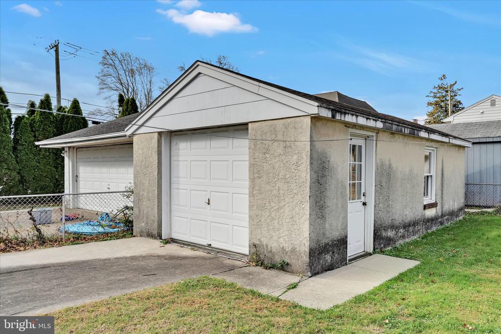 307 JANSEN AVENUE