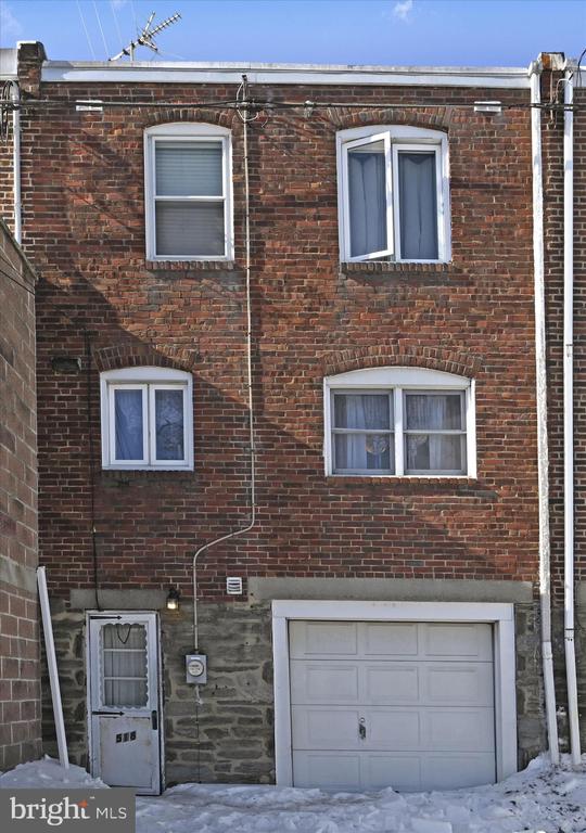 518 JANSEN AVENUE