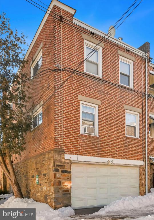 856 EATON ROAD