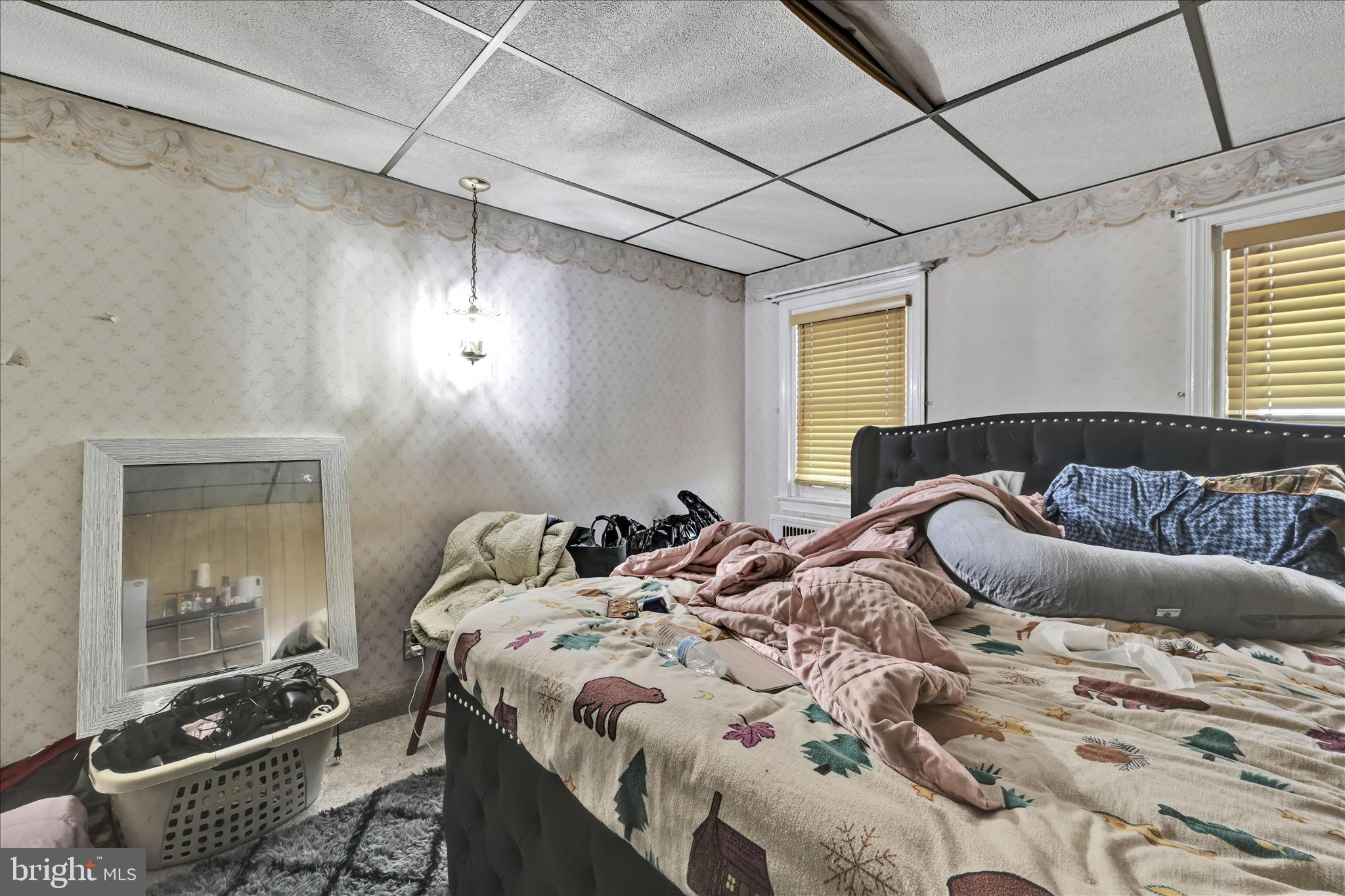 217 E GREENWOOD AVENUE