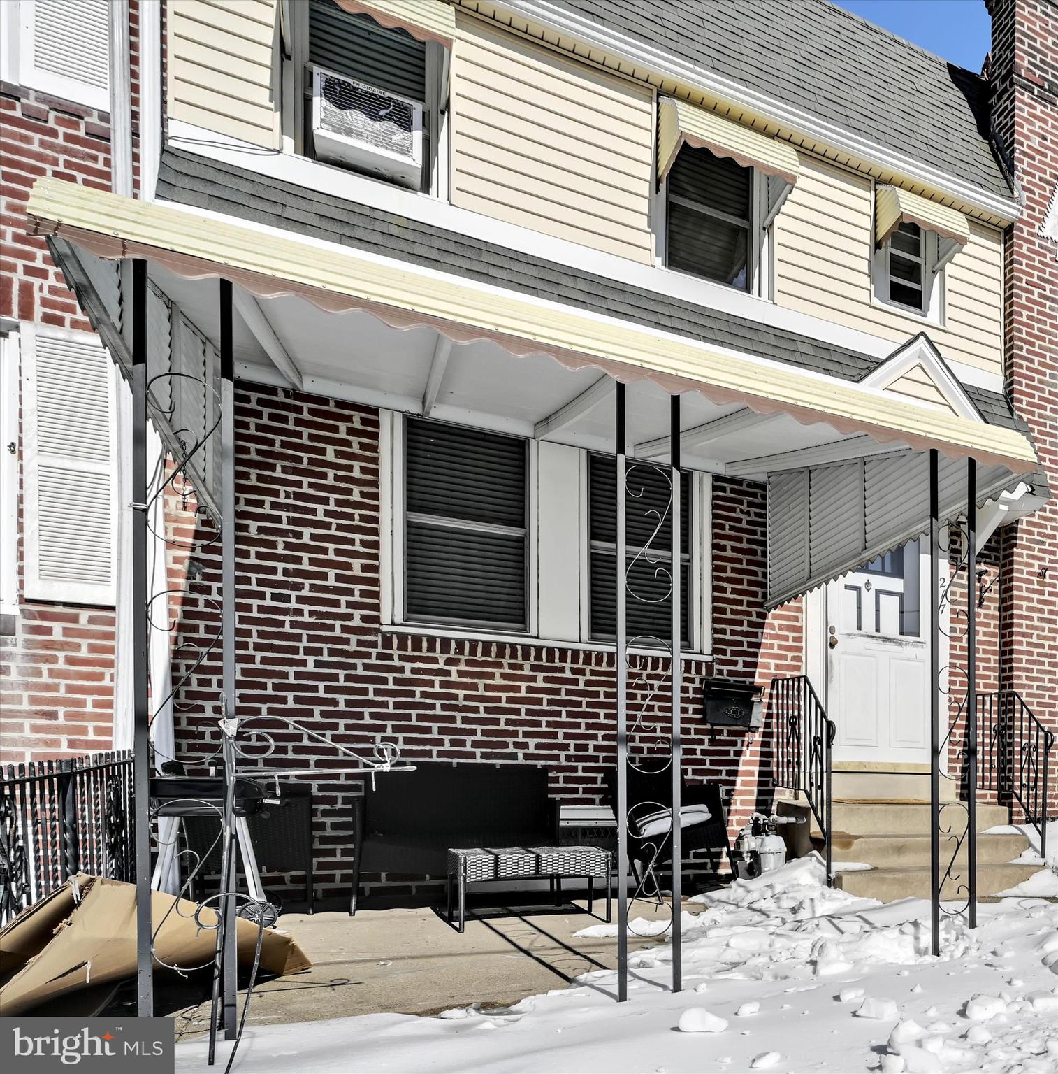 217 E GREENWOOD AVENUE