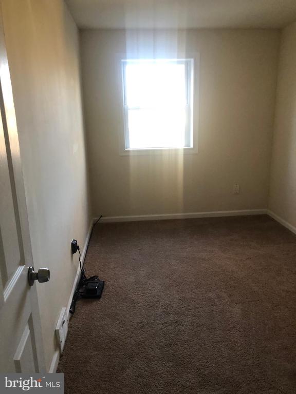 435 W JEFFERSON STREET A- FIRST FLOOR
