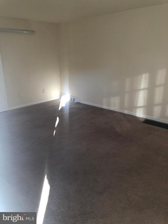 435 W JEFFERSON STREET A- FIRST FLOOR