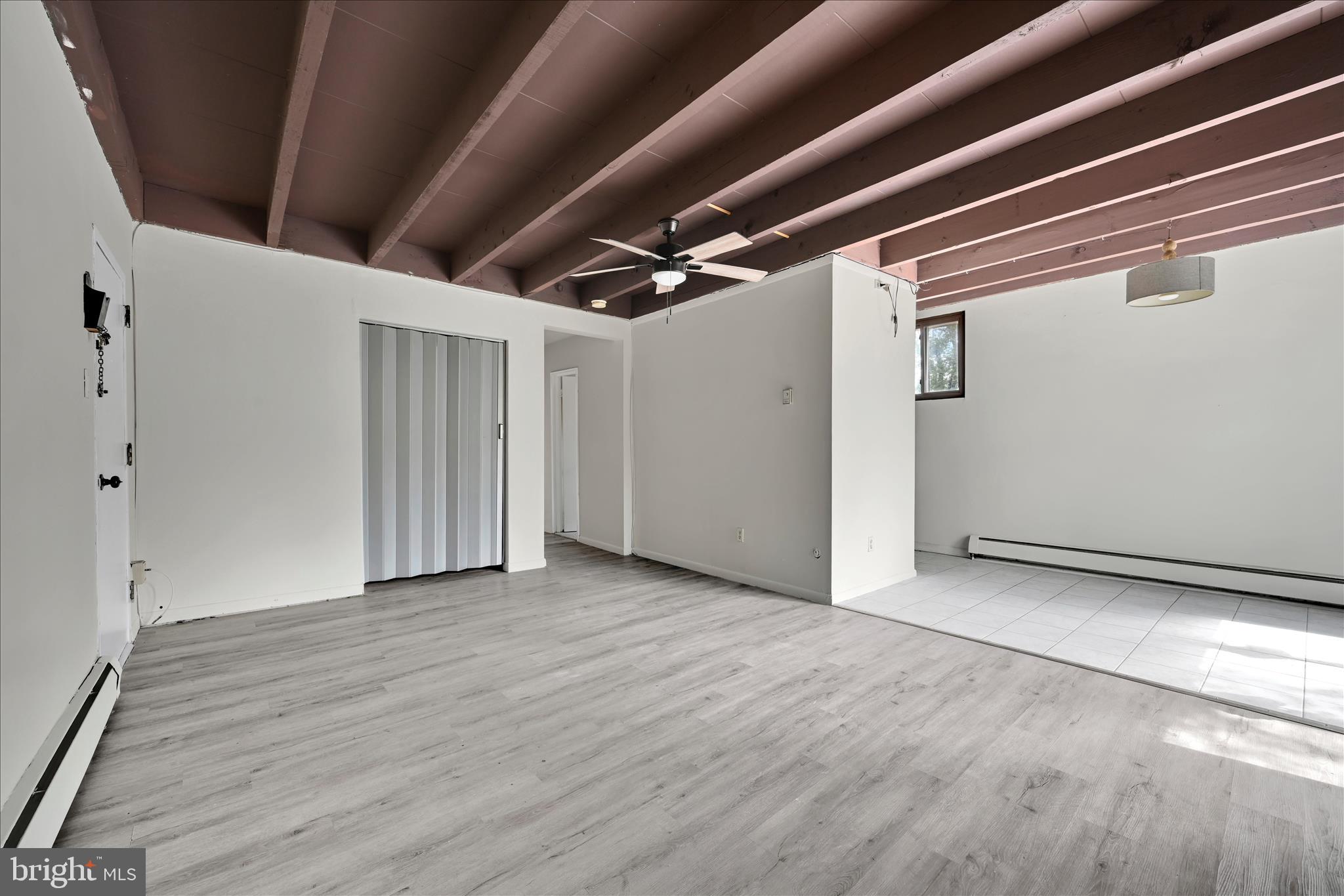 100 E GLENOLDEN AVENUE P12