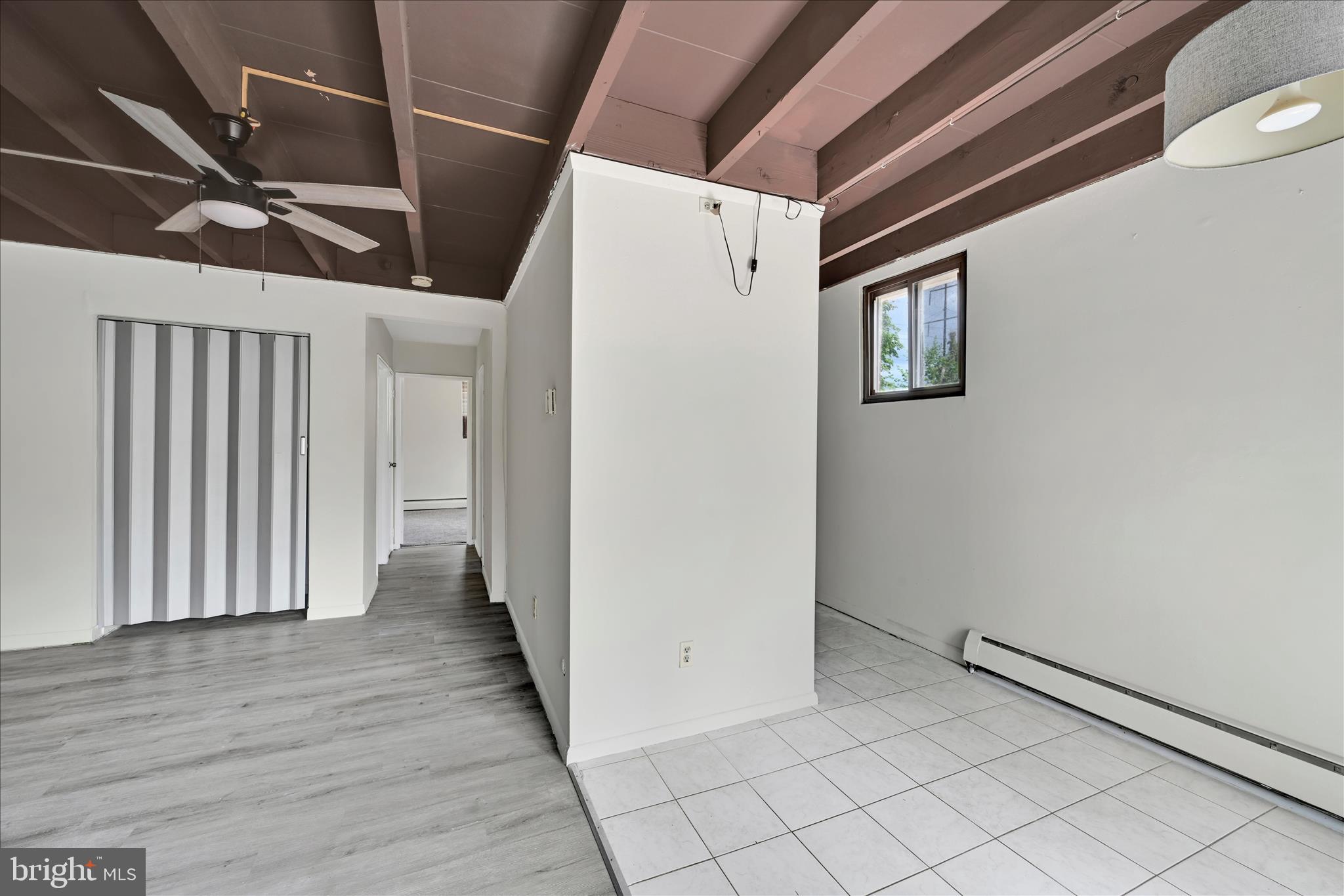 100 E GLENOLDEN AVENUE P12