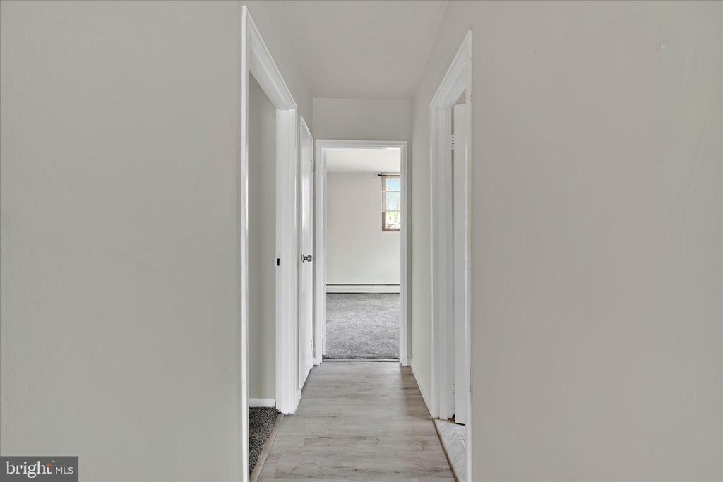 100 E GLENOLDEN AVENUE P12