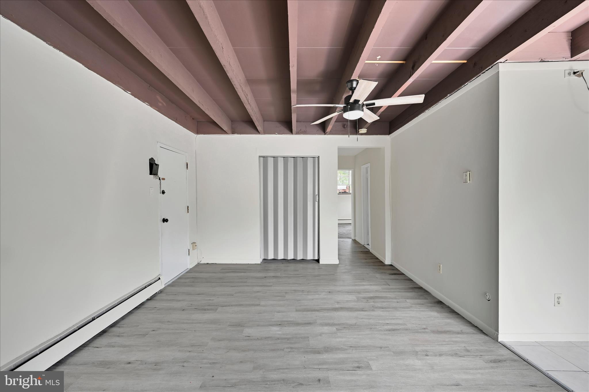 100 E GLENOLDEN AVENUE P12