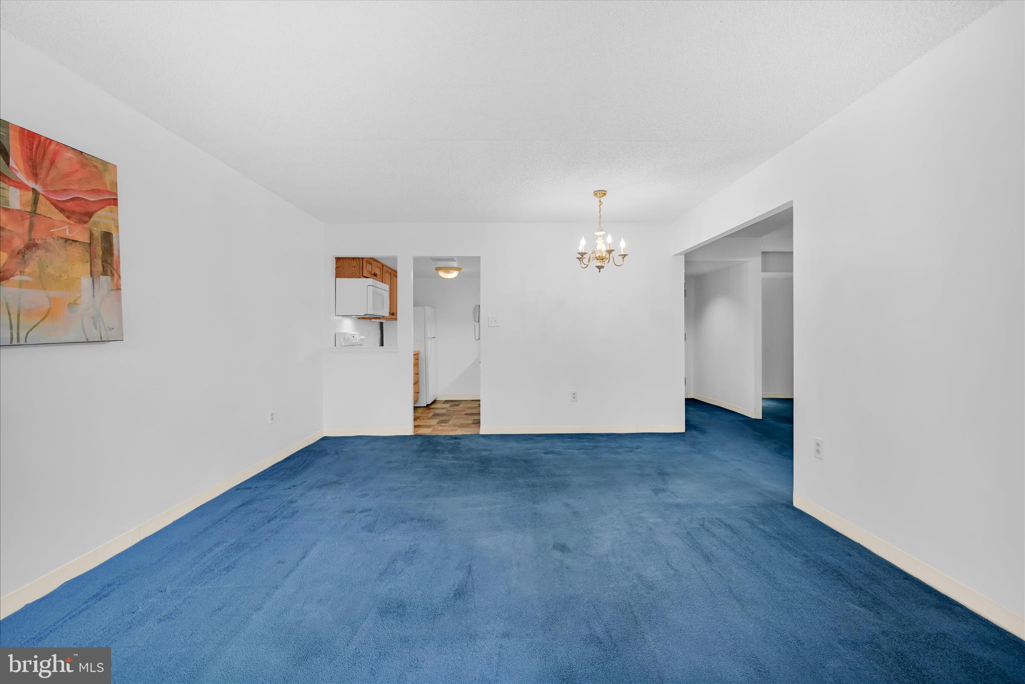 800 AVONDALE ROAD 6P