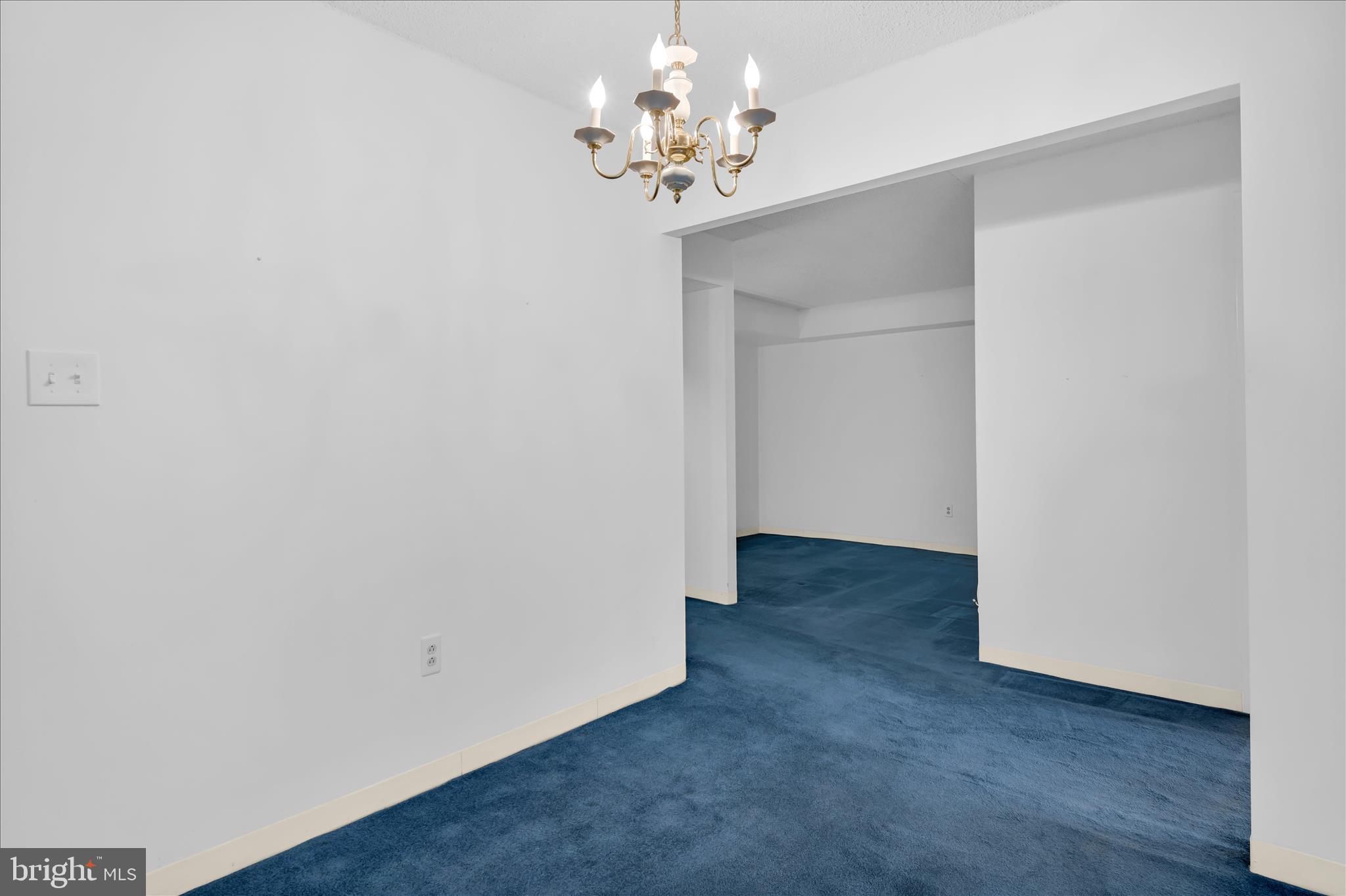 800 AVONDALE ROAD 6P