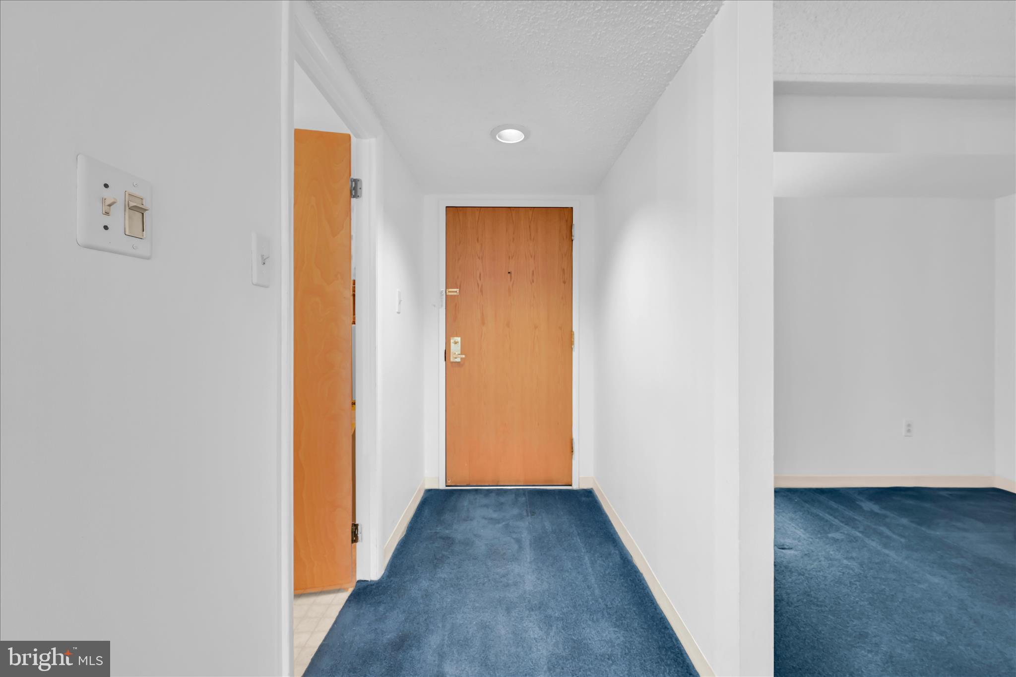 800 AVONDALE ROAD 6P