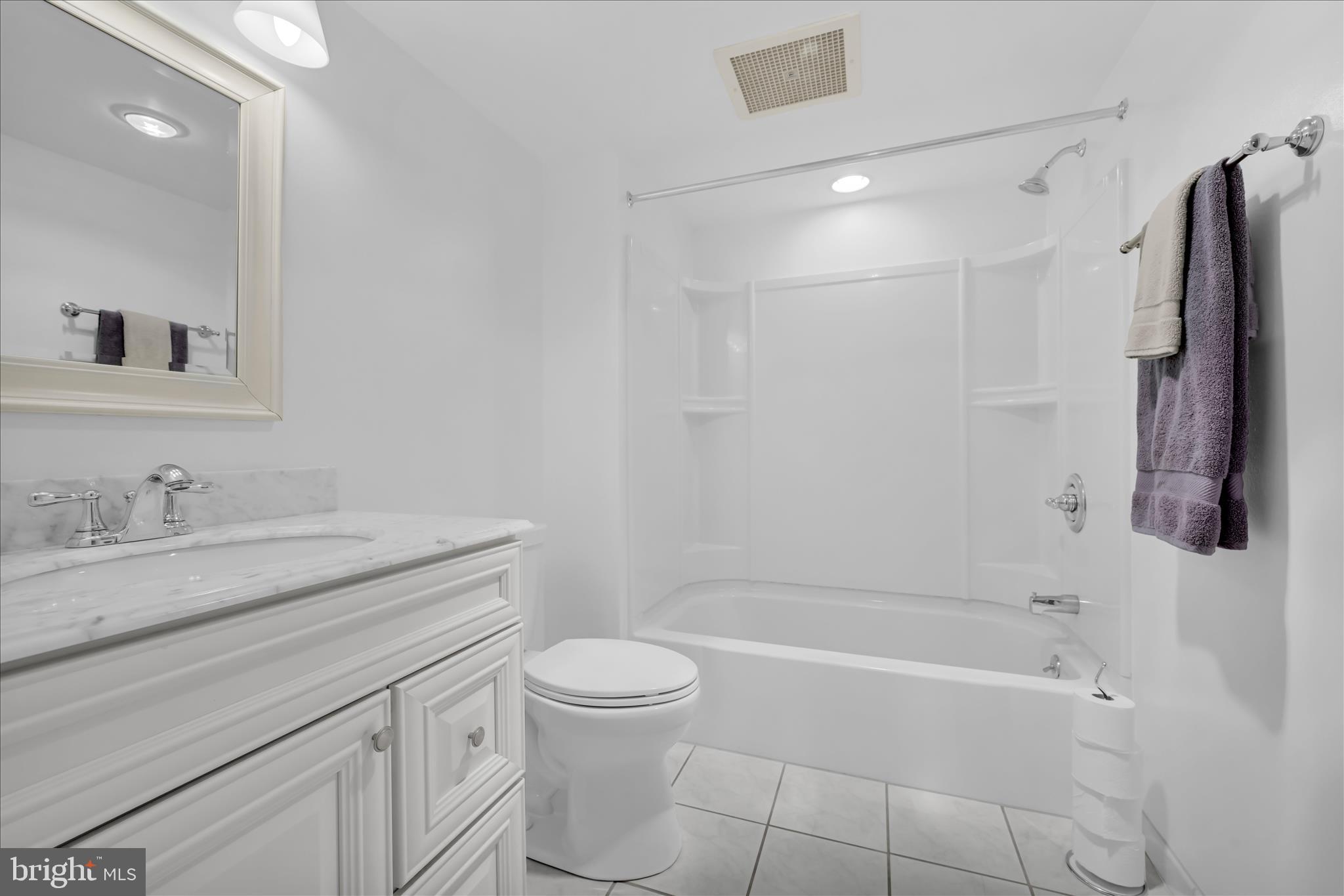 800 AVONDALE ROAD 6P