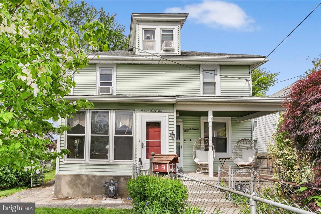 1666 WARD STREET