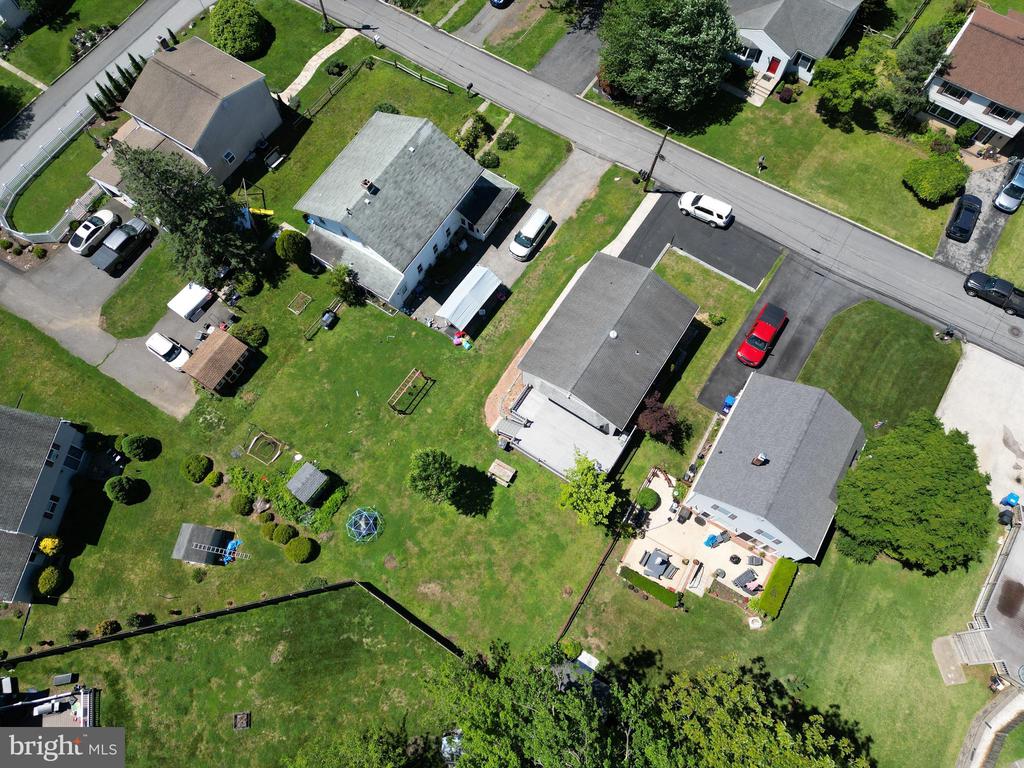 227 ELM AVENUE