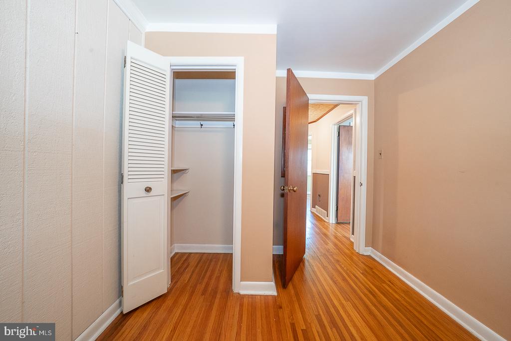 437 RITTENHOUSE CIRCLE