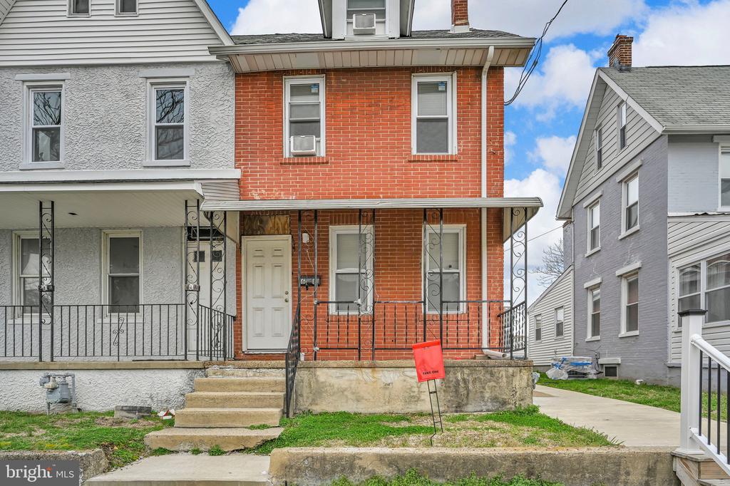 6 W 6TH STREET