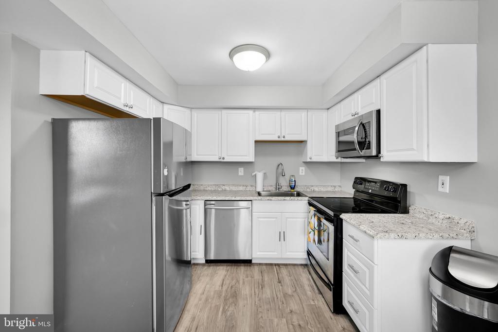 5200 HILLTOP DRIVE Unit: 75