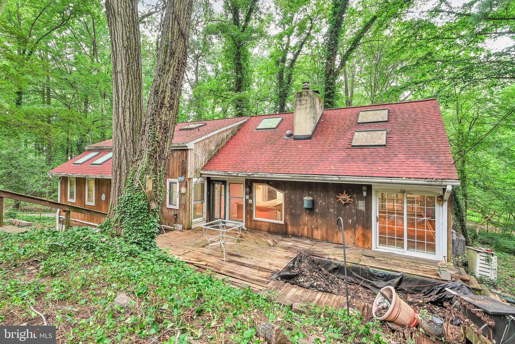 9 WOODED LANE