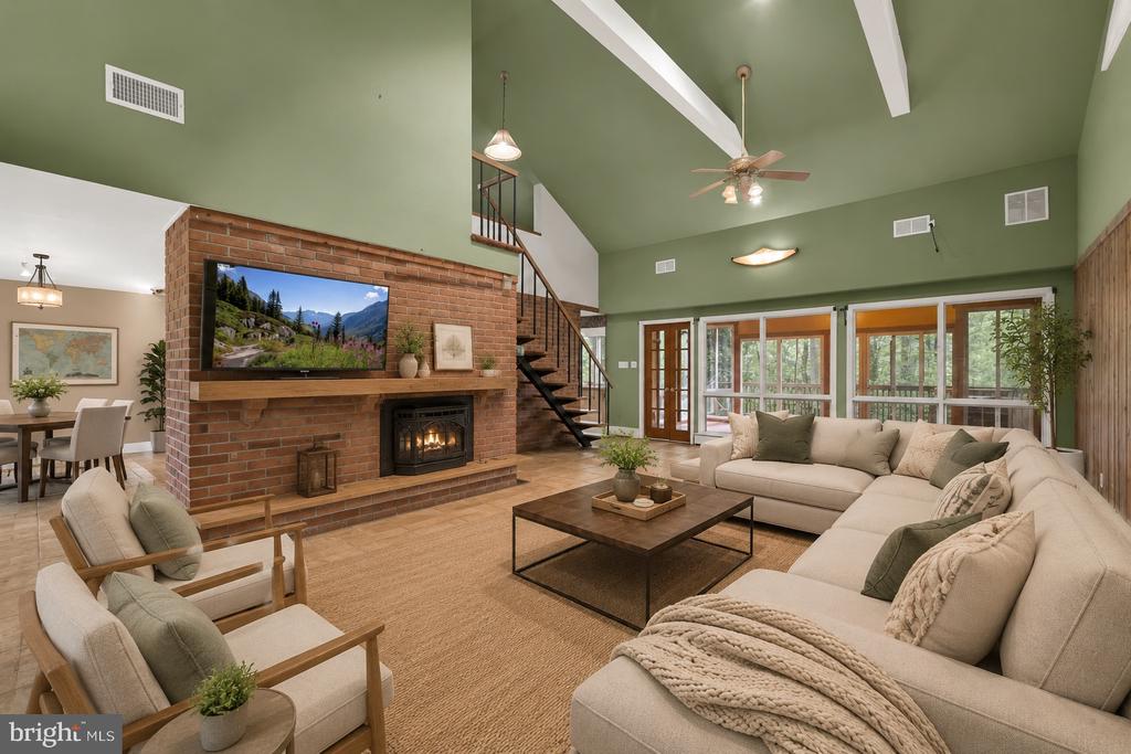 9 WOODED LANE