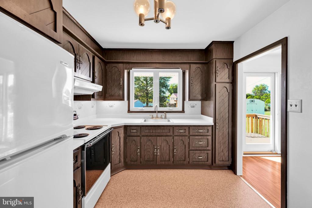 3560 SWIFTWATER LANE