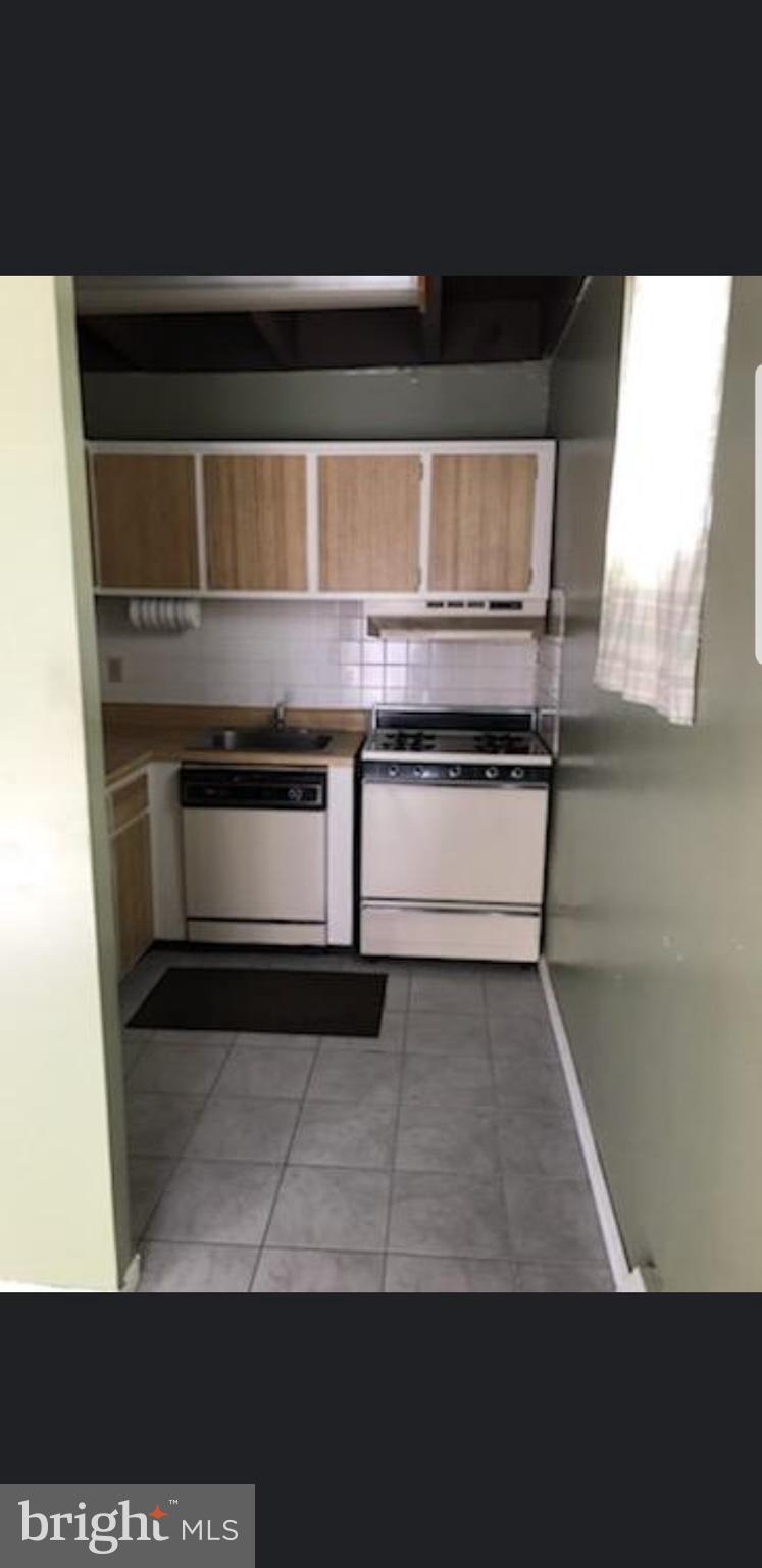 100 E Glenolden Ave #P12