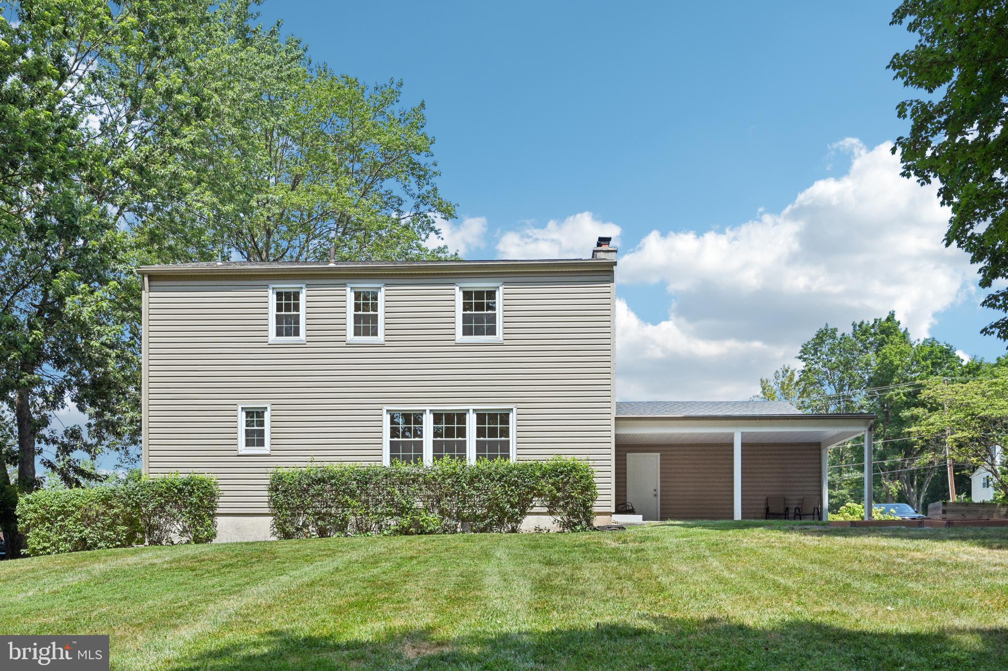 1655 JARRETTOWN ROAD