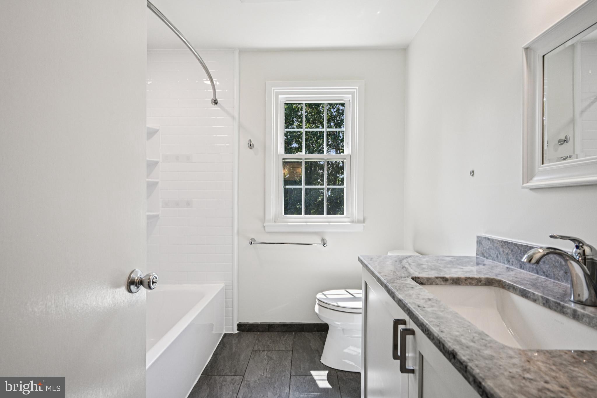 1655 JARRETTOWN ROAD