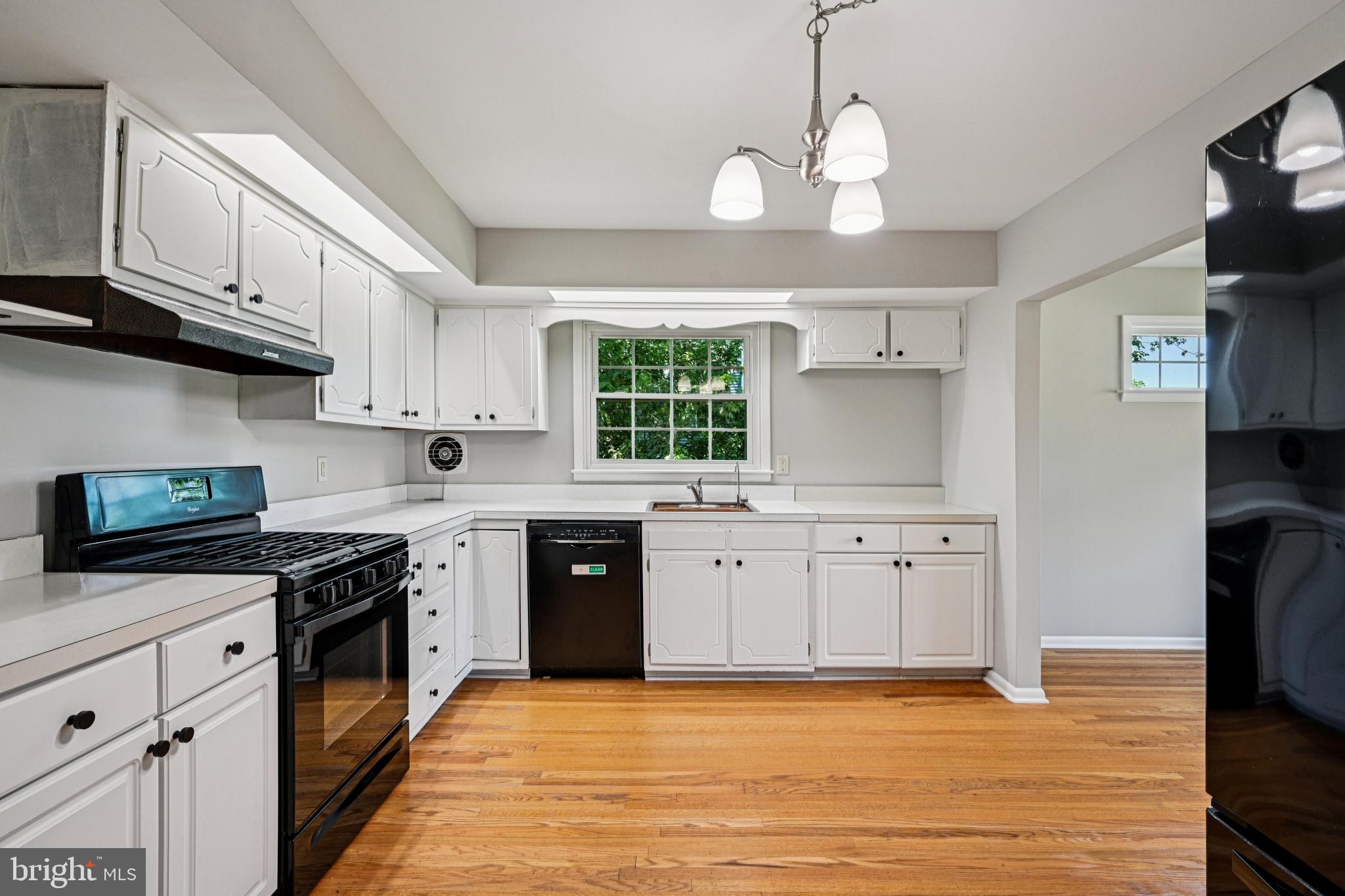 1655 JARRETTOWN ROAD