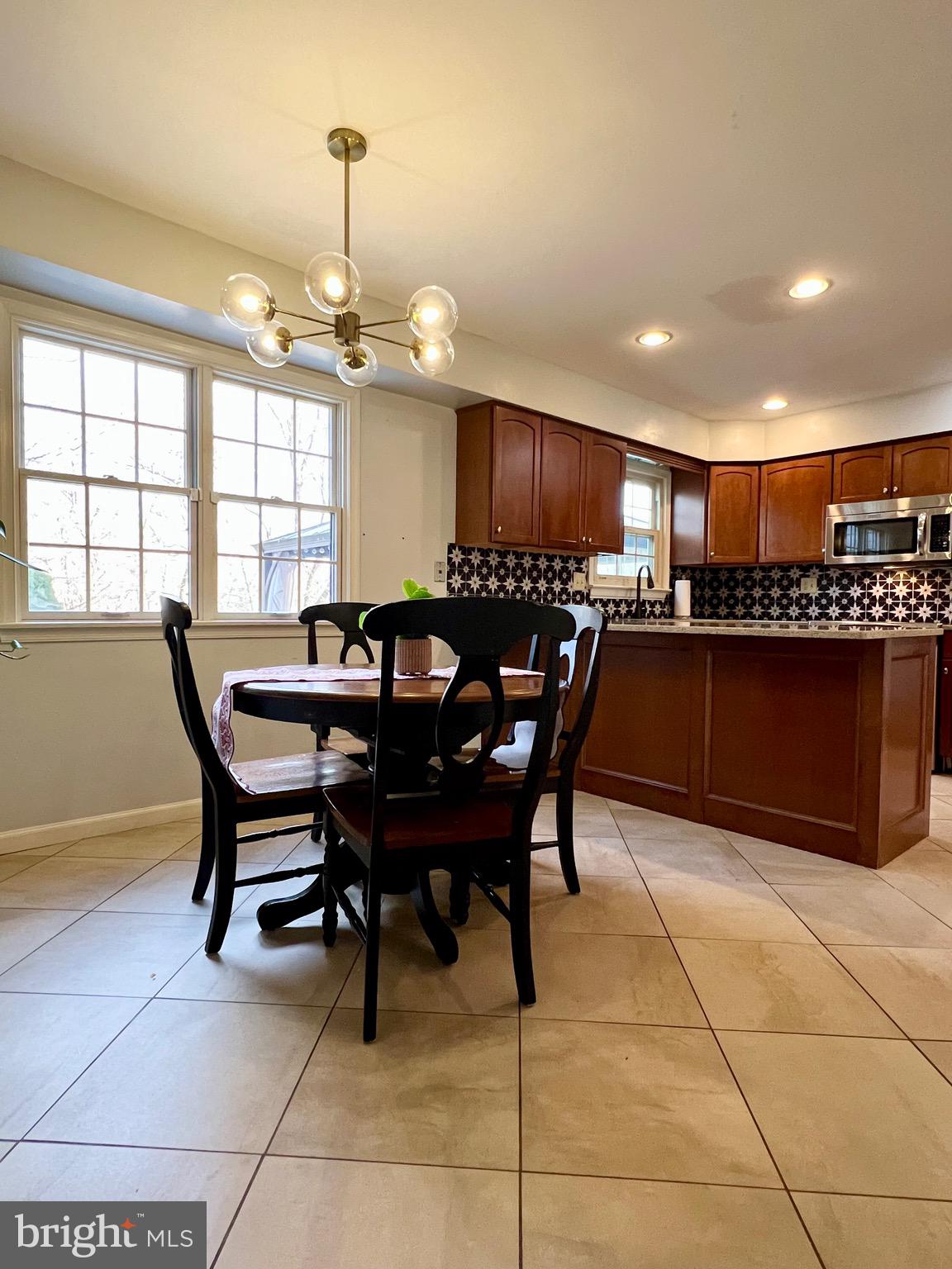 1520 SUSAN DRIVE