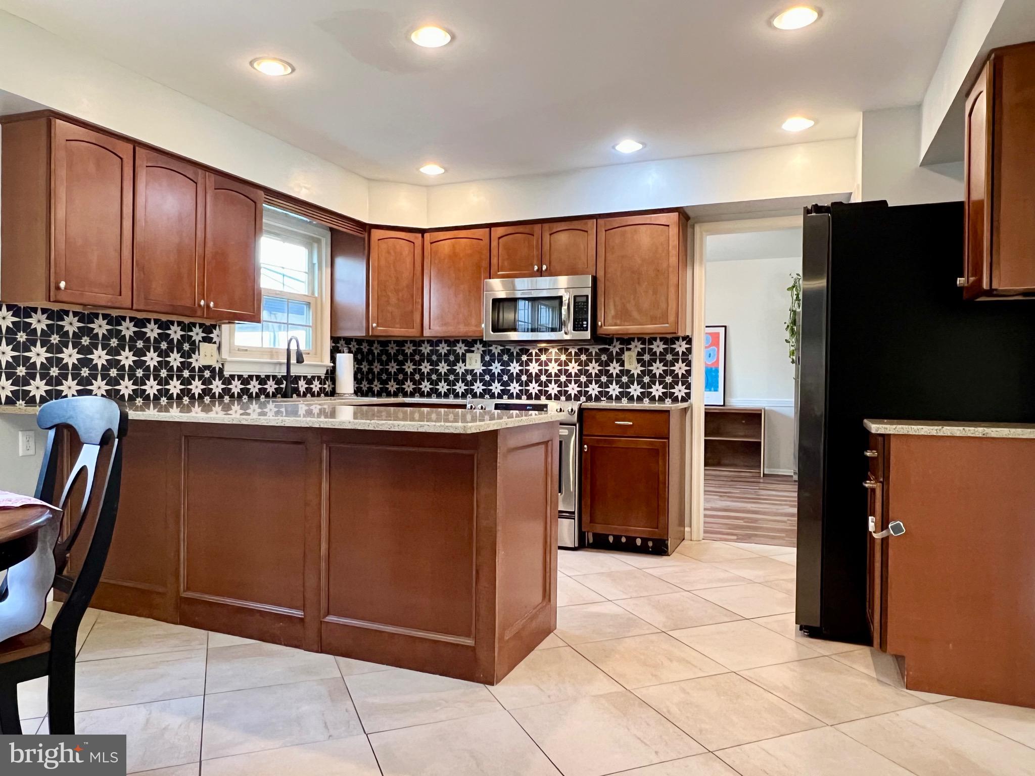 1520 SUSAN DRIVE