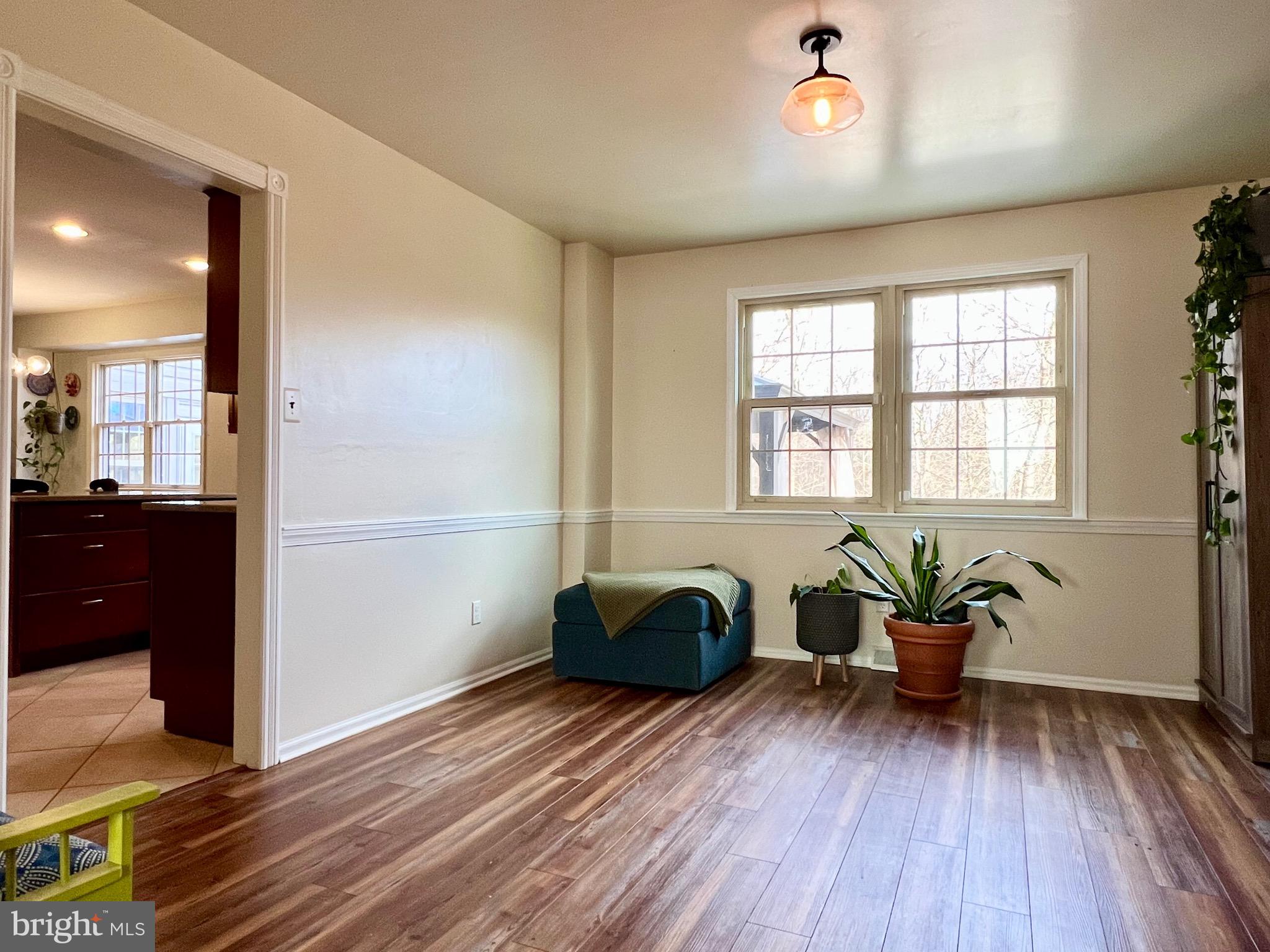 1520 SUSAN DRIVE