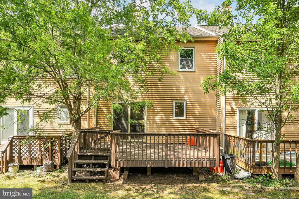 4169 RITTENHOUSE LANE