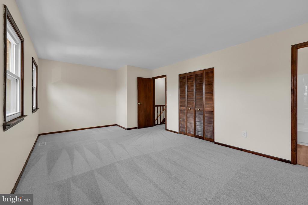 4169 RITTENHOUSE LANE