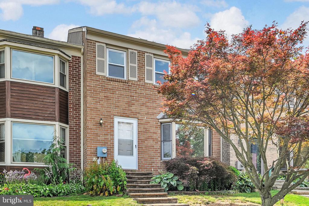4169 RITTENHOUSE LANE