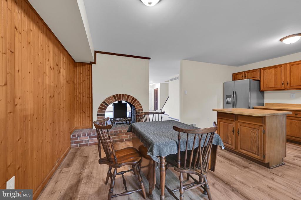 4169 RITTENHOUSE LANE