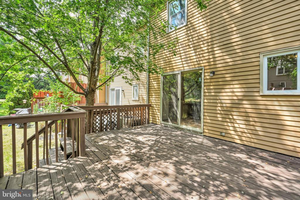 4169 RITTENHOUSE LANE