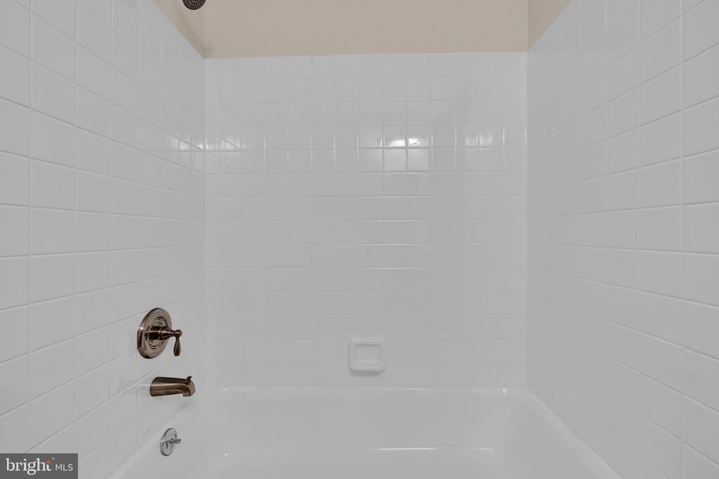 4169 RITTENHOUSE LANE