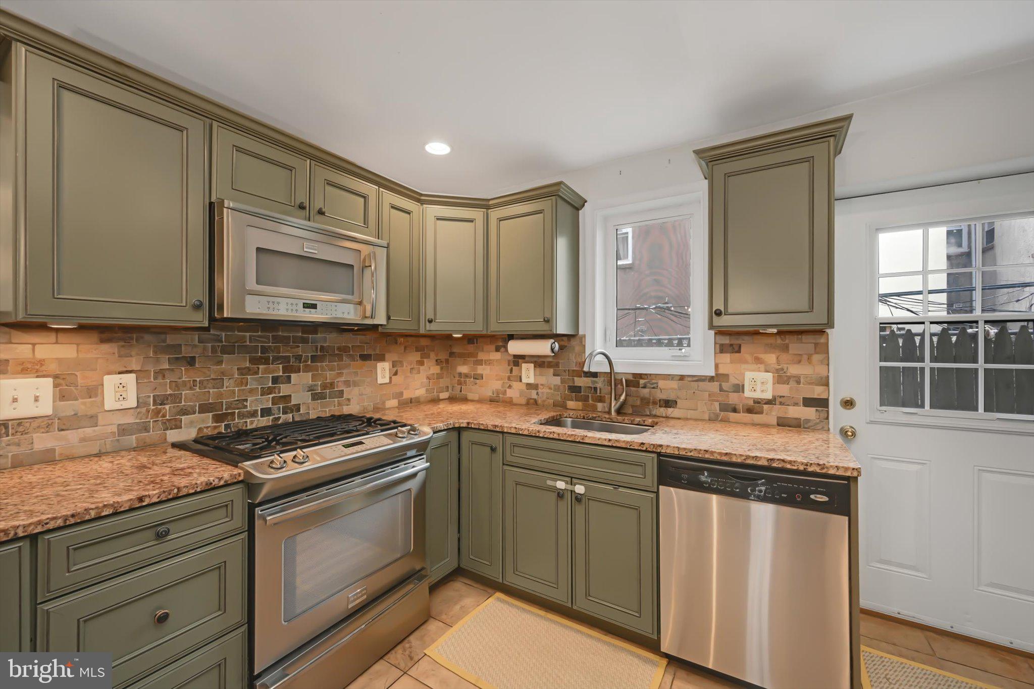 2420 Madison Sq