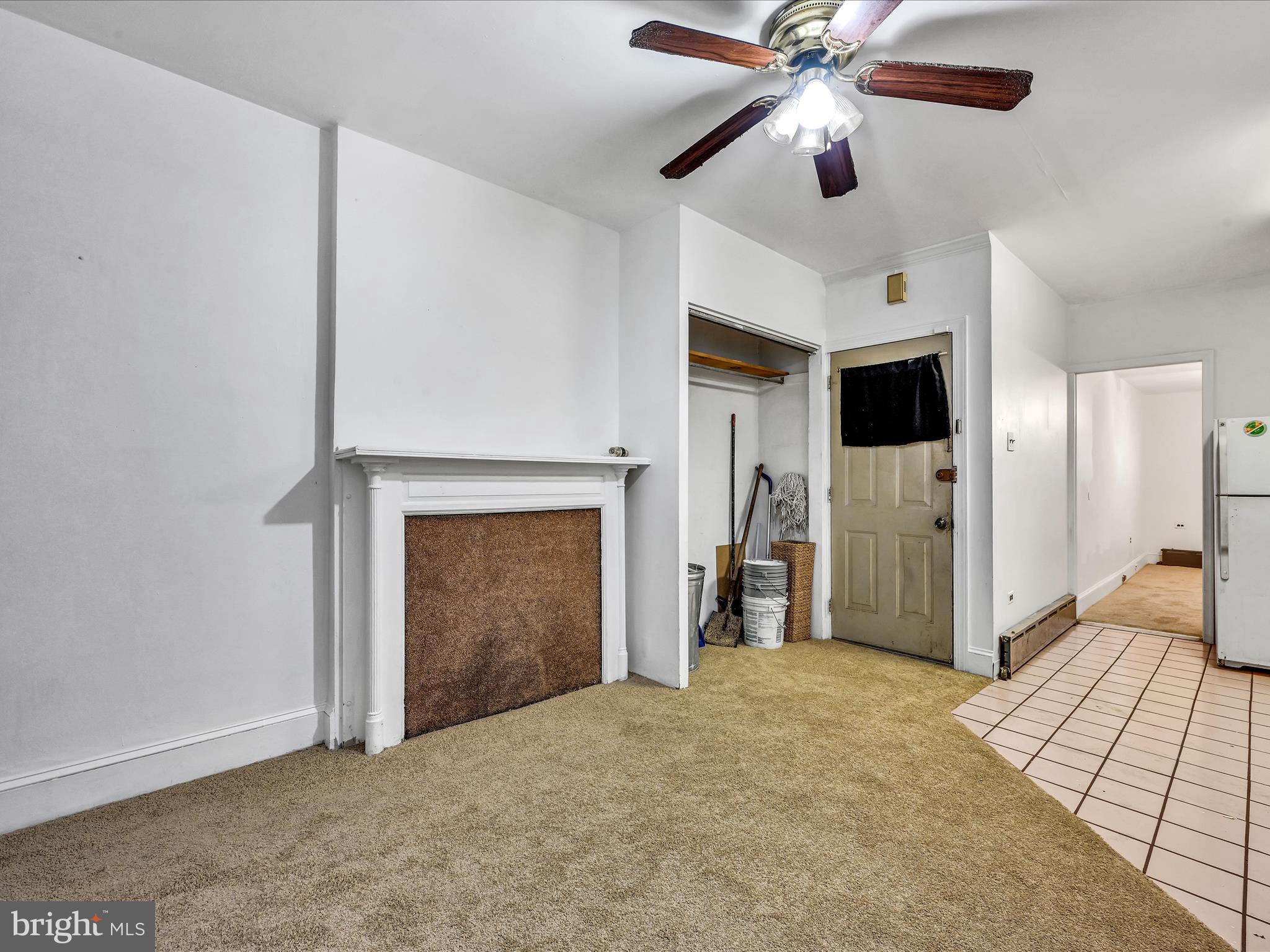 262 W Apsley St