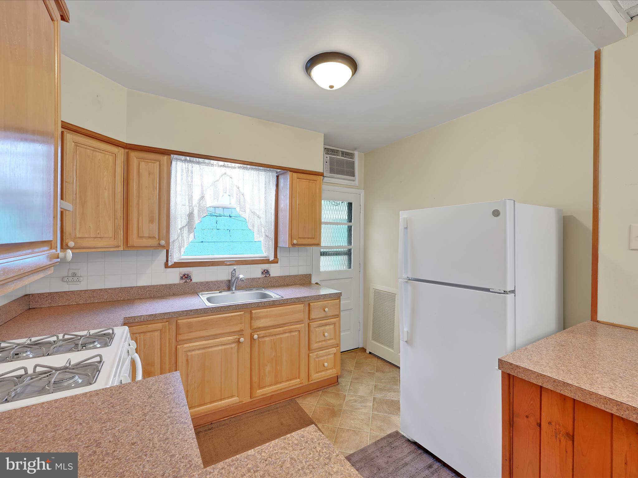 2647 S 10TH STREET