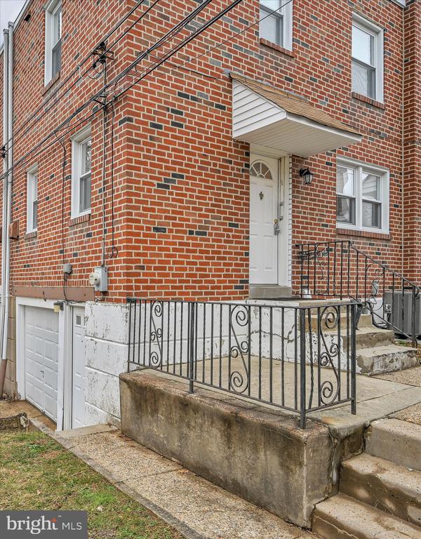 1826 FOX CHASE ROAD