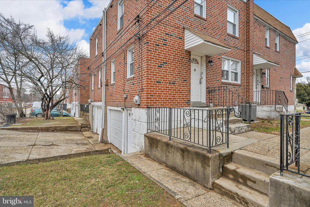 1826 FOX CHASE ROAD