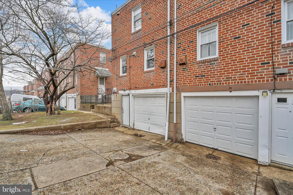1826 FOX CHASE ROAD